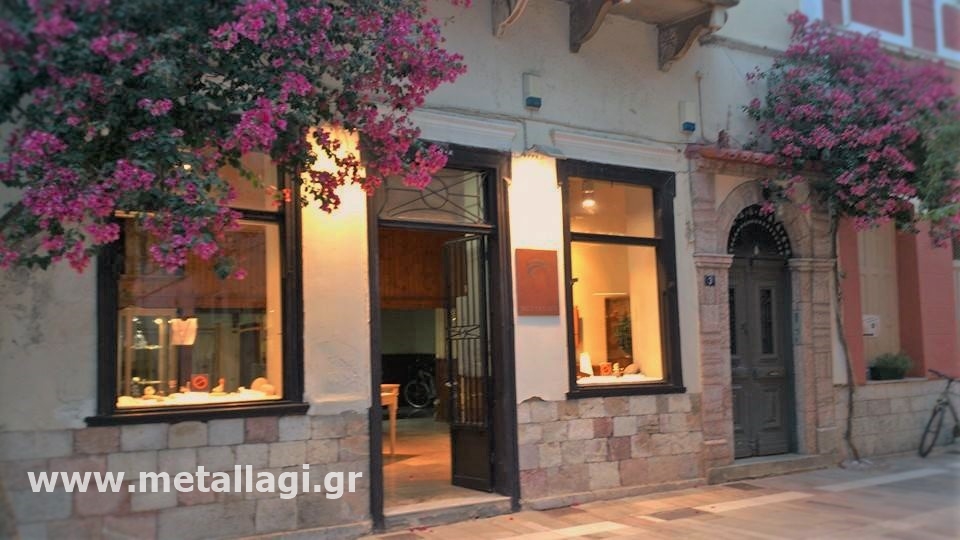 metallagi jewelry  store.jpg